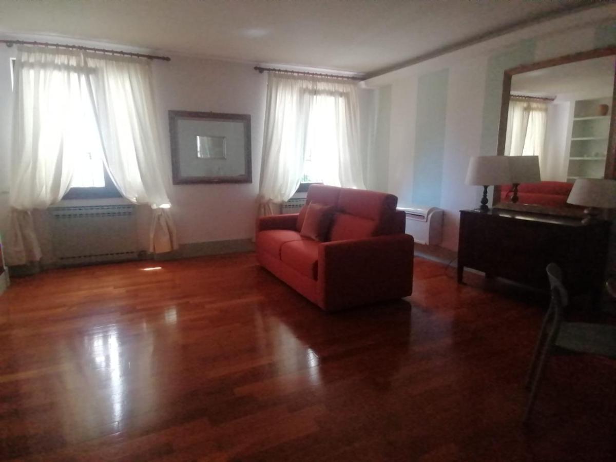 Apartmán Le Finestre Sugli Ulivi Desenzano del Garda Exteriér fotografie